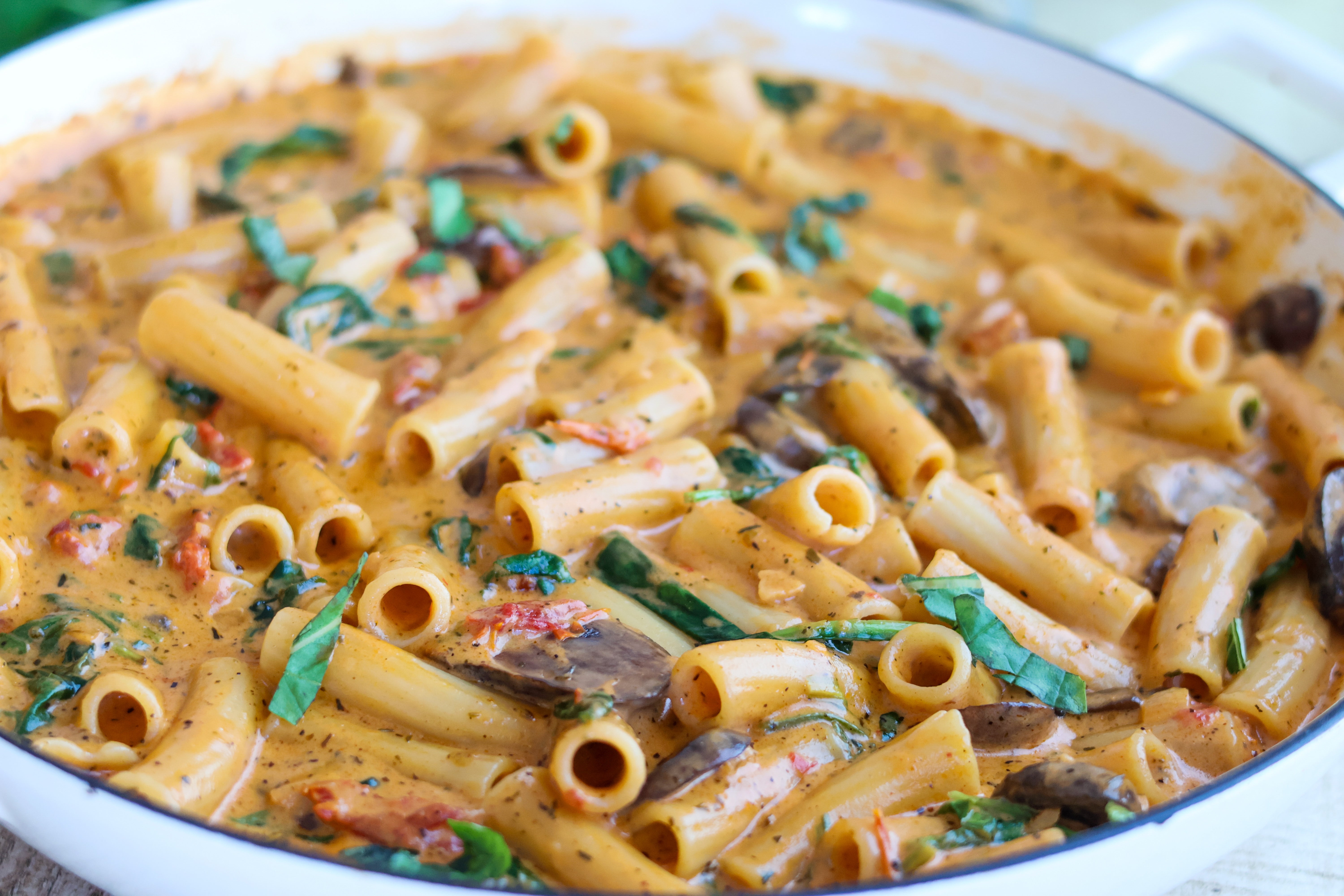 Orecchiette (pasta) with pumpkin and gorgonzola cheese – Costabile