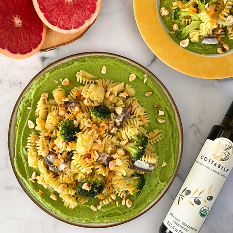 Pasta with broccoli, anchovies and grapefruit